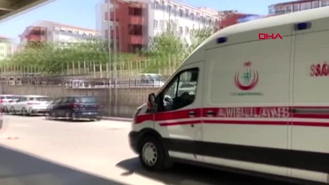 SİİRT Pervari'de, zırhlı aracın geçişi sırasında patlama 2 asker yaralı