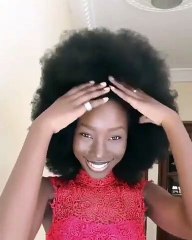 Découvrez ce mini tuto facile pour savoir comment coiffer sa tignasse quand on est Nappy !