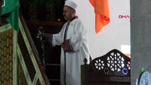 TOKAT Niksar'daki tarihi camide 'kılıçlı hutbe' geleneği yaşatılıyor
