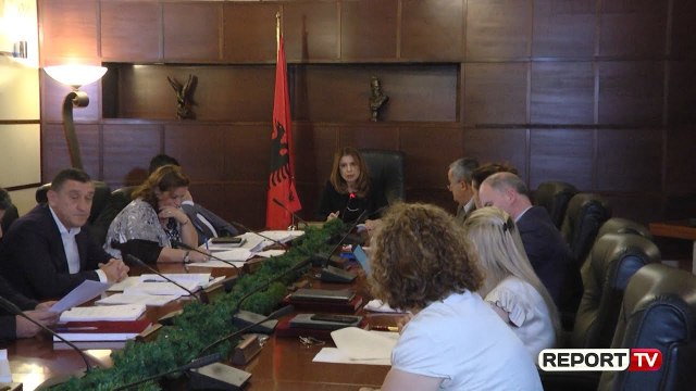 Report TV - Letra e Metës/ KLGJ hap garën për anëtarët jo gjyqtarë për Gjykatën e Lartë