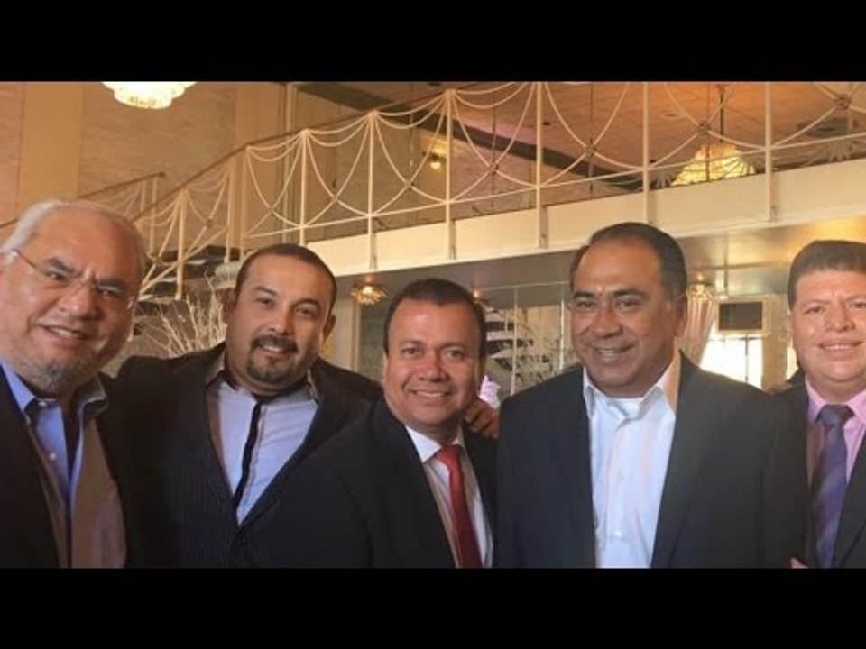 Astudillo de compras en Chicago mientras Guerrero arde