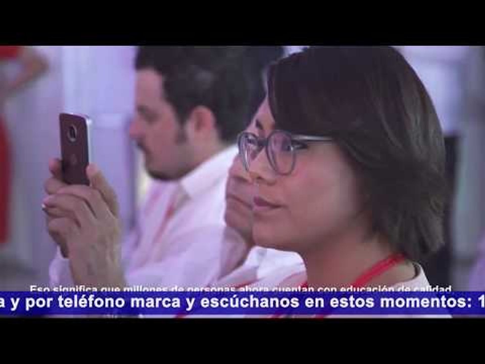 EPN resalta estabilidad económica; Mexicanos con malos salarios y los que trabajan más horas