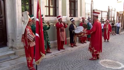 Bakan Kurum, Nasreddin Hoca ile birlikte göle maya çaldı