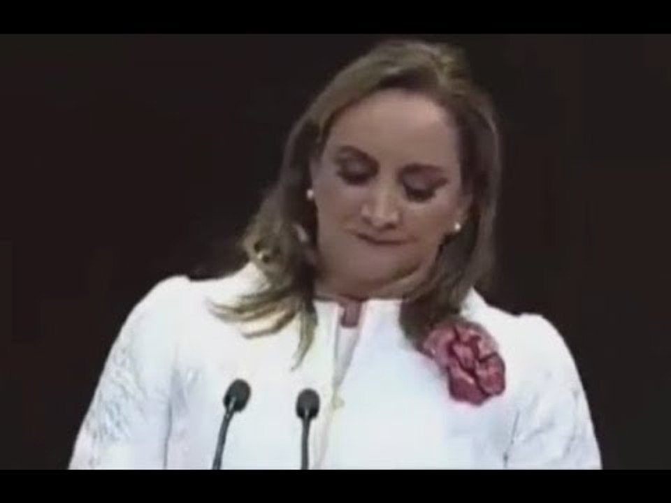 CÍNICO DISCURSO DEL PRI EN CONGRESO.DE PEÑA AJENA, CLAUDIA RUIZ MASSIEU:EN EL PRI NO HAY MERCENARIOS
