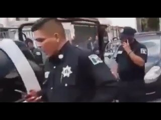 ACUSA SEÑOR A POLICÍAS DE NAUCALPAN DE ROBARLE $35,000 PESOS