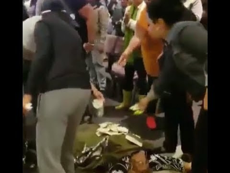 A DIOS LE DA ASCO EL PASTOR QUE SE HACE RICO CON LA FE “JESÚS HERMANOS MÍOS ES VERBO, NO SUSTANTIVO”