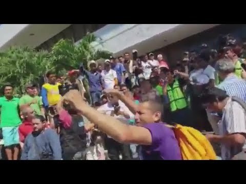 NO SON CRIMINALES, SON TRABAJADORES INTERNACIONALES. LOS MUEVE EL HAMBRE Y EL MIEDO