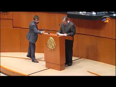 ¡ES EL TIEMPO DE QUE MANDE EL PUEBLO! PRESENTA SENADOR DE MORENA INICIATIVA PARA CONSULTAS POPULARES