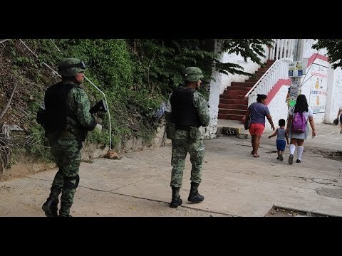 AMLO ANUNCIA CONSULTA POPULAR SOBRE GUARDIA NACIONAL MIENTRAS DIPUTADOS YA PRESENTAN INICIATIVA