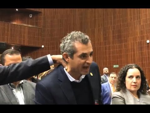 DIPUTADOS DEL PRI HACEN BERRINCHE Y ABANDONAN SESIÓN DE LA CÁMARA DE DIPUTADOS ¡SE DICEN VÍCTIMAS!