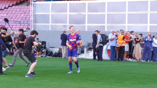 Moving to Barcelona was an easy decision - de Jong