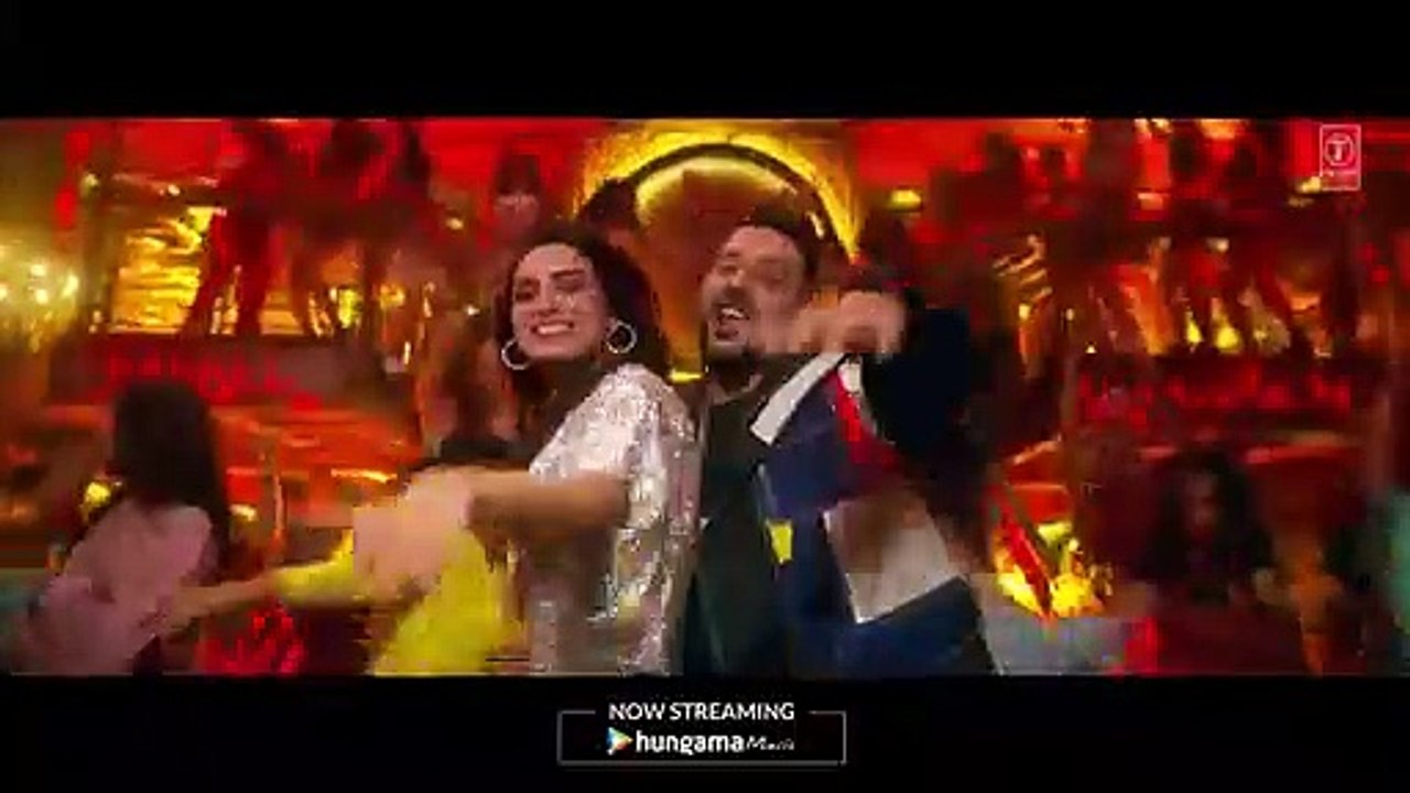 Sheher Ki Ladki Song | Khandaani Shafakhana | Tanishk Bagchi, Badshah, Tulsi Kumar, Diana Penty