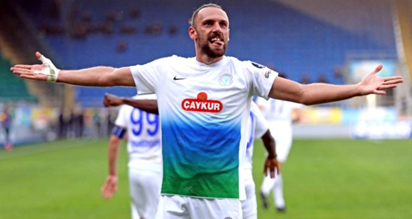 Çaykur Rizespor resmen duyurdu: Vedat Muriç'in transferi için Fenerbahçe ile anlaştık