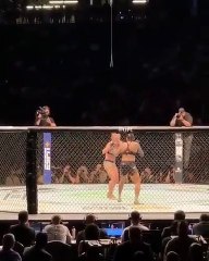 Beautiful HEAD KICK KO! Amanda Nunes finished Holly Holm in the first round #UFC239 #NunesHolm #NunesVSHolm #MMA #fighting #AmandaNunes #HollyHolm