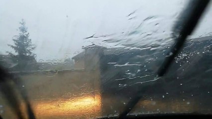 Tempête de grêle à Charlieu