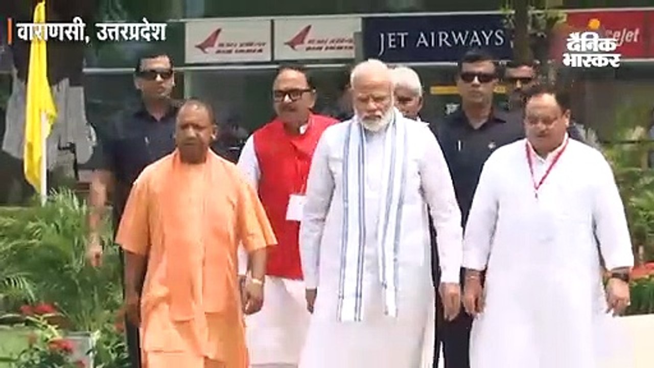 मोदी ने लालबहादुर शास्त्री की प्रतिमा का अनावरण किया