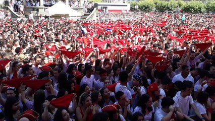 Chupinazo en la plaza del Castillo