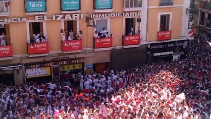 Algunos roces entre la masa durante los momentos previos al Chupinazo