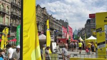 Les Bruxellois profitent du fan park du Tour de France(vidéo)
