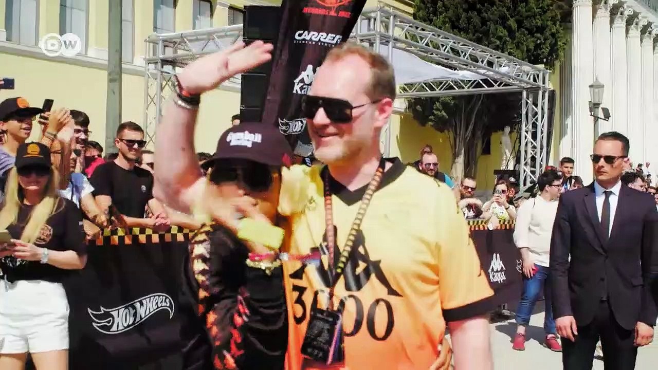 Die verrückteste Autorallye der Welt | Euromaxx