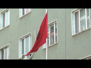 U LARGUAN NGA VETTINGU, POR PROKURORË E GJYQTARË USHTROJNË AVOKATINË