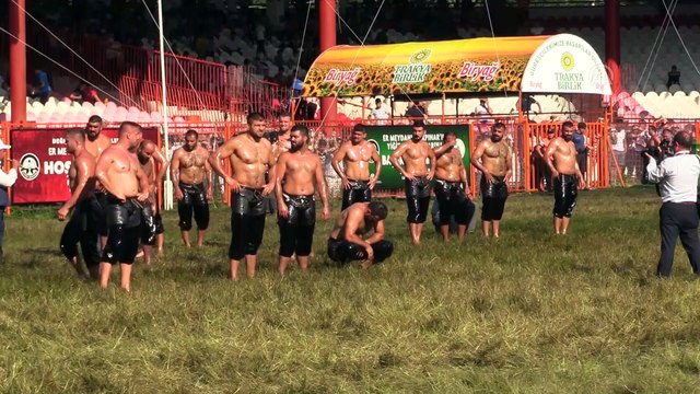 658. Tarihi Kırkpınar Yağlı Güreşleri - Çeyrek finalistler belli oldu - EDİRNE