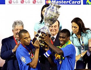 Relembre o elenco da Seleção campeã da Copa América de 2007