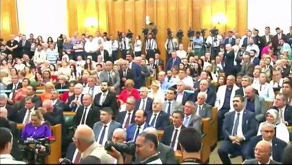 Akşener: 17 yıllık tiyatronun perdesi İstanbul'da kapandı