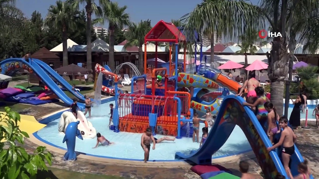 Çocuklar yaz okulunda doyasıya eğleniyor