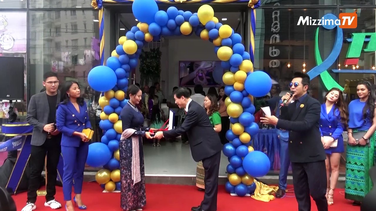 ကုိရီးယား Skincare  နဲ႔ Cosmetic ေတြကို ေရာင္းခ်မဲ့ Hope Girl Cosmetics