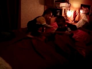 Dans lit Papa Maman 221207