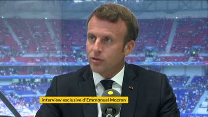 Primes pour les footballeuses françaises à la hauteur de leurs homologues masculins : "Il faut aller progressivement vers cela" déclare Emmanuel Macron