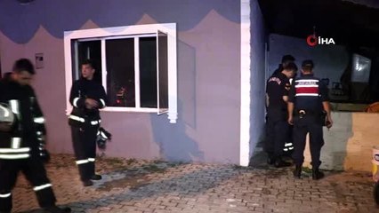 Eşinden ayrılıp bunalıma girince ikinci kez evini yaktı