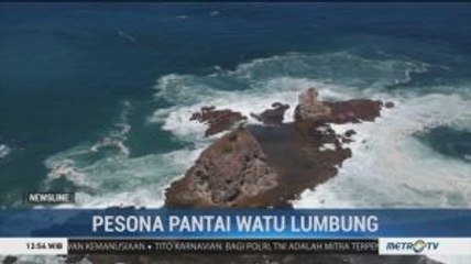 Pesona Pantai Watu Lumbung