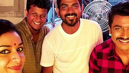 When vignesh shivan asks senthil hit him(Tamil)