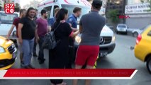 Beyoğlu'nda otelinden çıkan Faslı kadın turist, cadde ortasında kapkaça uğradı