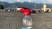 VÍDEO: El Bottle Challenge con un coche y haciendo drift, ver para creer