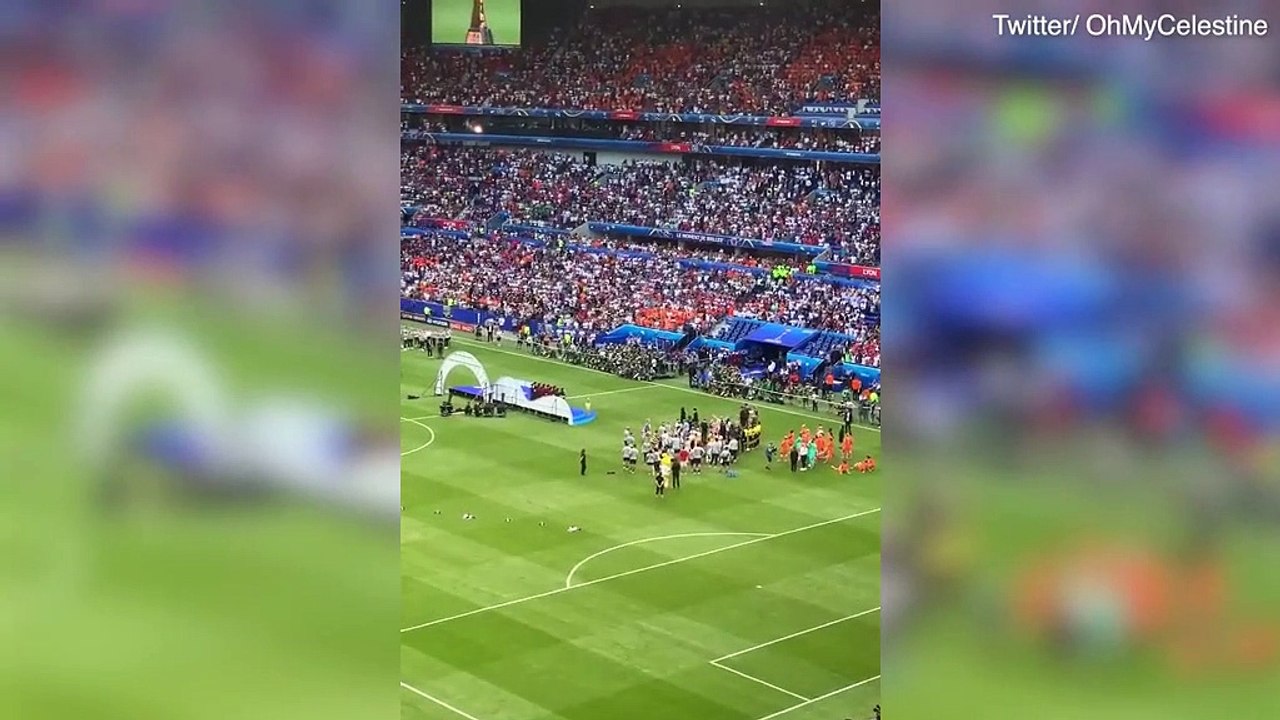Fifa President Gianni Infantino booed before presenting trophy