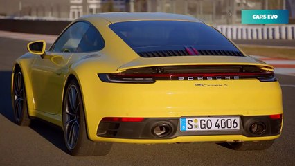 2020 Yellow Porsche 911 Carrera S - Sporty and con