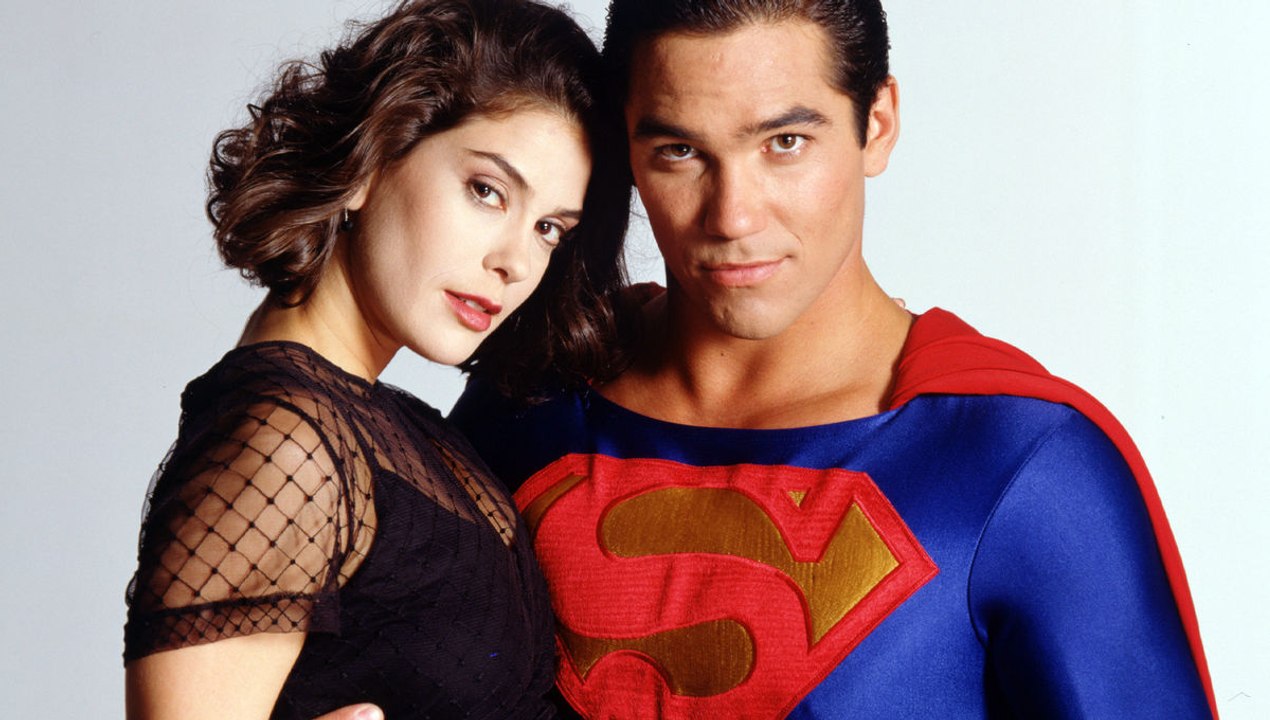 Lois and Clark - Opening - Superman Dean Cain, Teri Hatcher, Eddie Jones