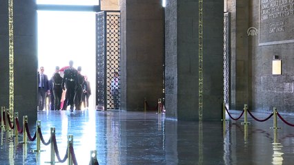 Cibuti Ulusal Meclis Başkanı Houmed Anıtkabir'i ziyaret etti - ANKARA