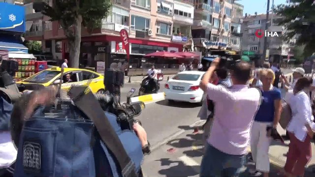 - Pendik’te hamile kadının içinde bulunduğu araca saldırdığı iddiasıyla gözaltına alınan şüphelilerden Hasan Sel ve Hüseyin Sel, savcılık sorgularının ardından tutuklama talebiyle mahkemeye sevk edildi.