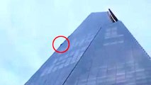Shard: Londra'da kimliği belirsiz bir kişi halatsız İngiltere'nin en yüksek binasına tırmandı