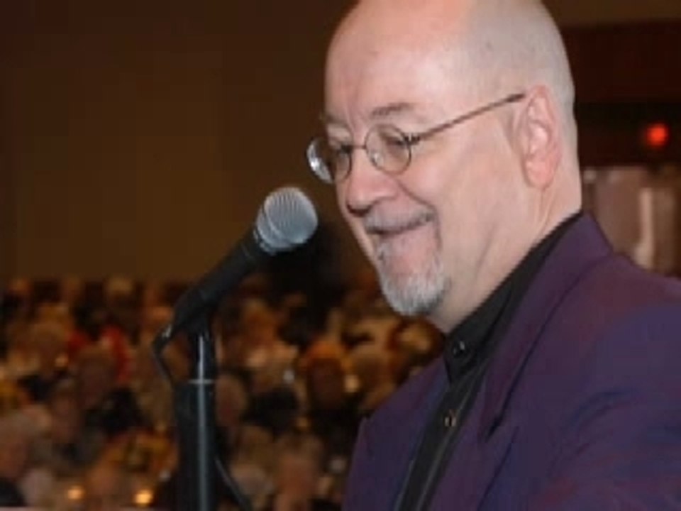 Corporate Entertainer Rex Sikes astounds  KISS radio hosts