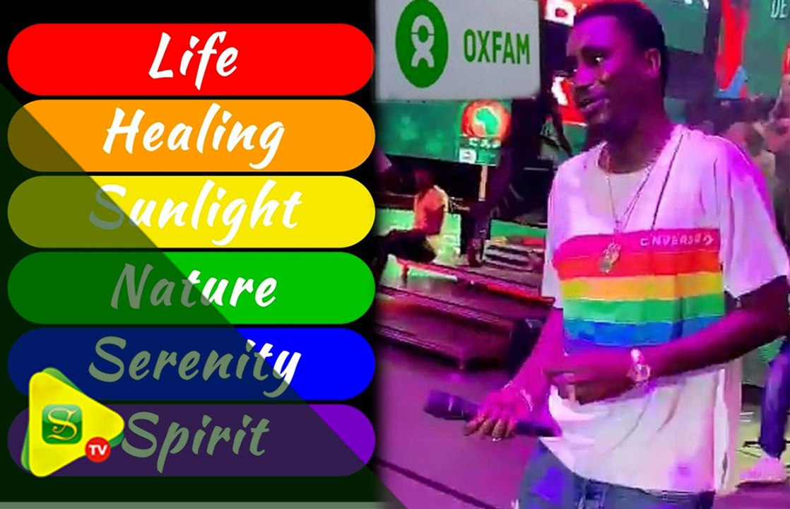 T-shirt LGBT: "Wally seck daye mboubo Baye Fall, wayé..."*