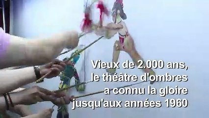 Le théâtre d'ombres, en survie dans l'éclat de la Chine moderne