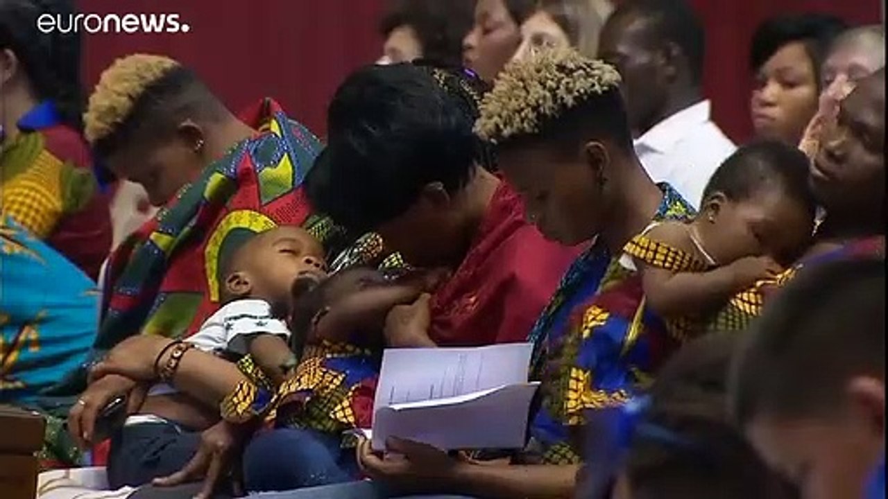 Hilfe für Flüchtlinge: Papst stellt sich - indirekt - gegen Salvini