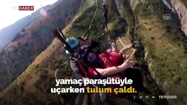 Tulum sanatçısı Balta, yamaç paraşütüyle uçarken tulum çaldı