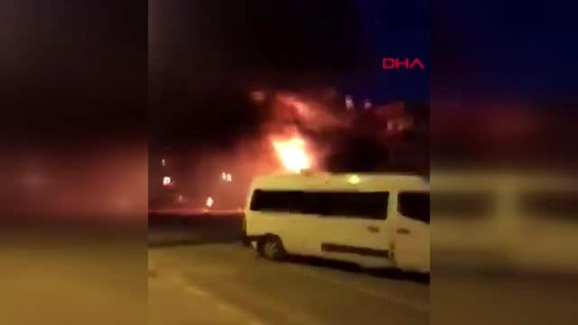 HATAY Apartmanın bodrum katında patlama sonrası yangın çıktı Yaralılar var - 4