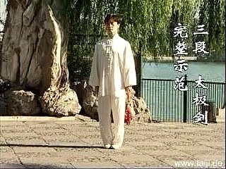 032_Taiji quan - Tao des 18 formes d'epee
